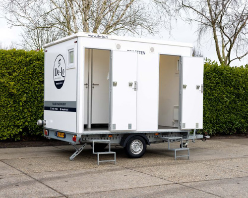 Middelgrote Toiletwagen DL211